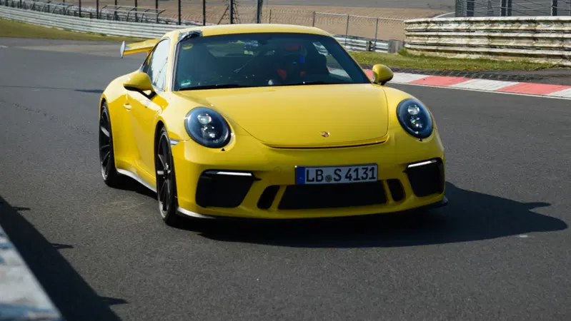 Porsche 911 GT3 2017, 7'12"07 al N&uuml;rburgring [Video]