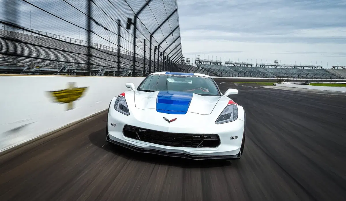 Corvette Grand Sport “pace car” per la 500 Miglia di Indianapolis 2017 (7)